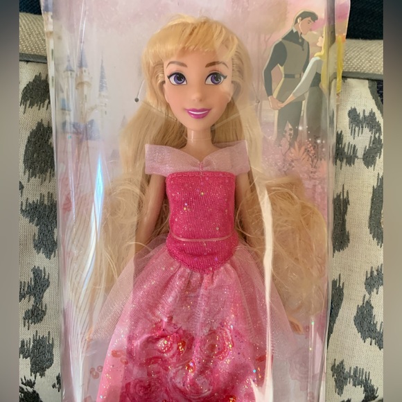 Disney Princess Royal Shimmer Aurora 11” Doll - Picture 6 of 7